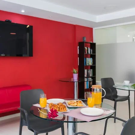 Appart hôtel Cosmos 3*