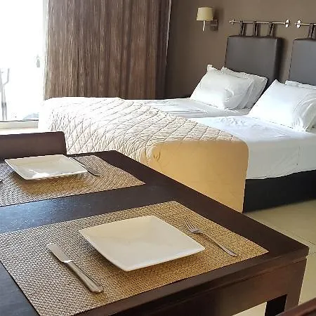 Cosmos Apartahotel