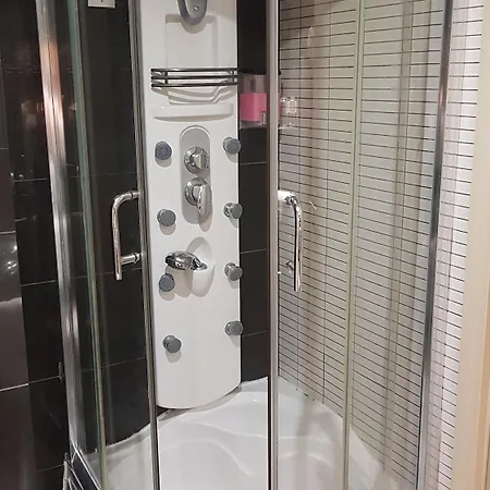Cosmos Apartahotel 3*